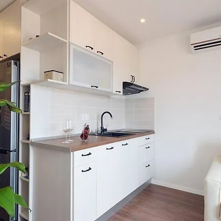 By The Sea - 15534 * Zara