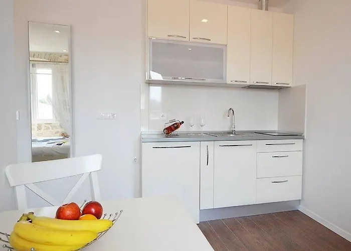 By The Sea - 15534 * زادار